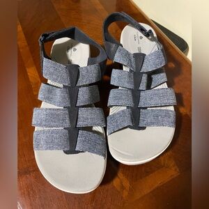 Cloudsteppers by Clark sandals